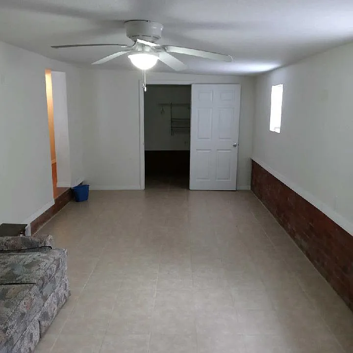 31626 Lakeside Dr