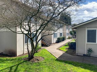 5208 Windsor Island Rd N APT A, Keizer, OR 97303