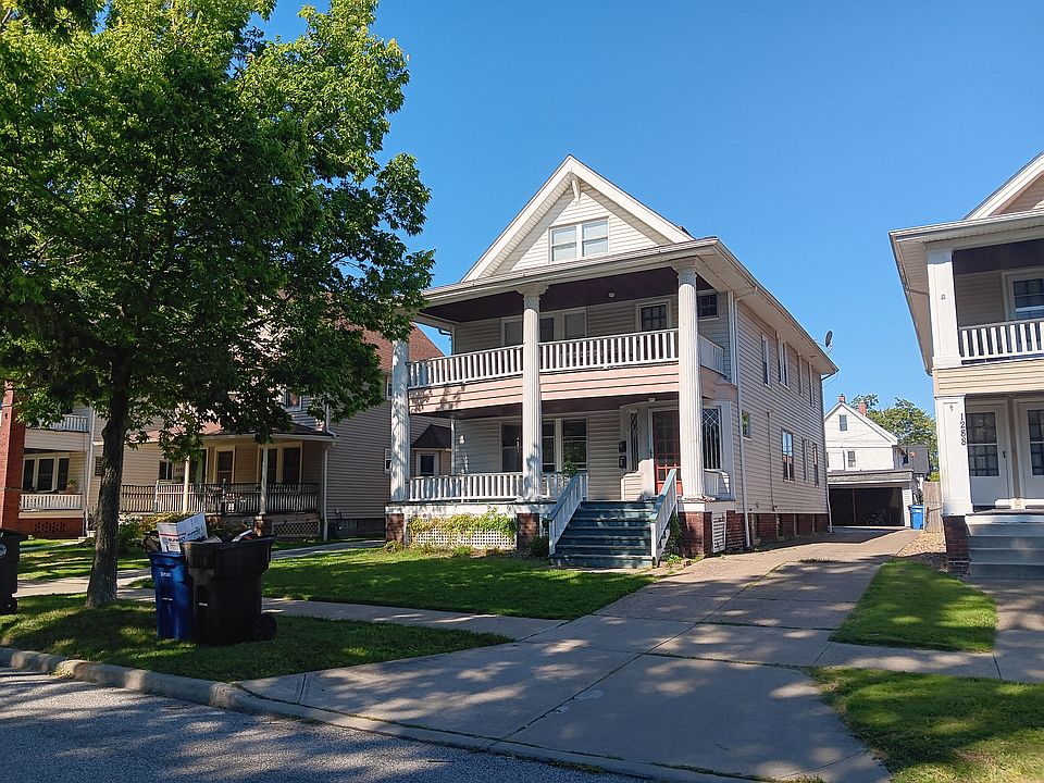 1st image of 1290 W 105th St