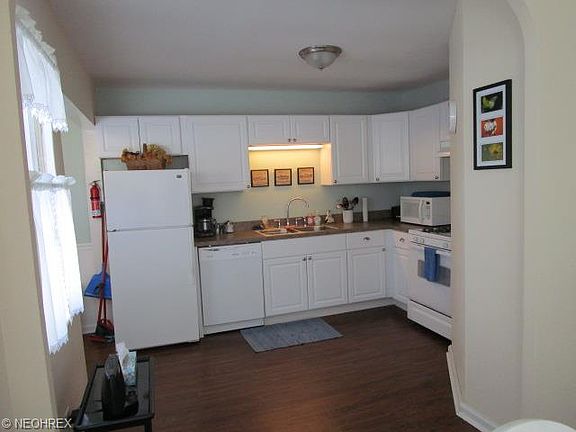 5th image of 1424 Park Ave