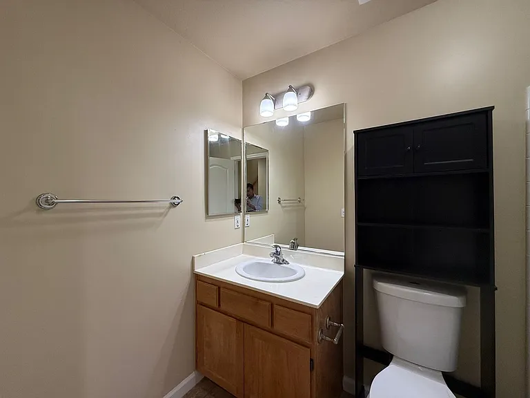 1463 Tucker St — Photo 11
