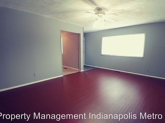 2nd image of 553 N Pershing Ave