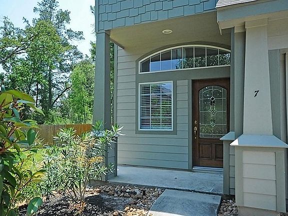 3rd image of 7 Aquiline Oaks Pl