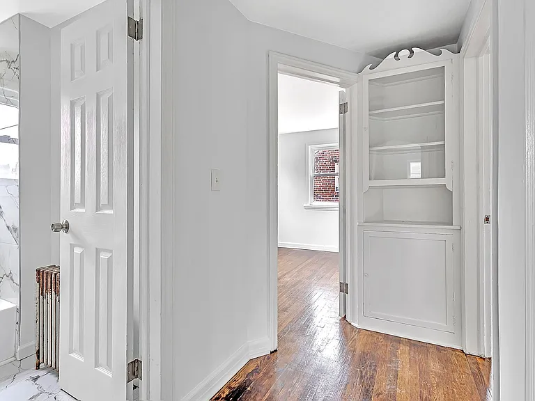 401 Sanford Ave — Photo 11