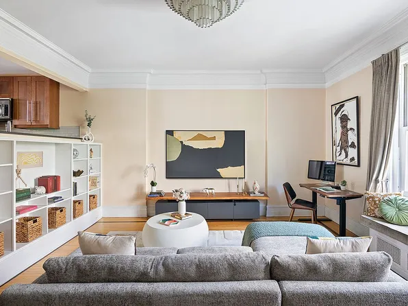 101 8th Ave APT 5, Brooklyn, NY 11215