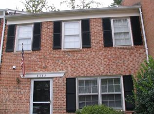 8332 Uxbridge Ct, Springfield, VA 22151