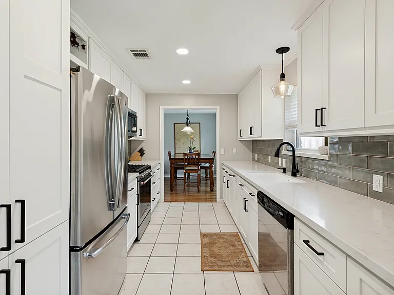 10031 Timberoak Dr — Photo 9