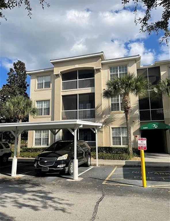 3 bed, 2.0 bath, 1495 sqft, $1,700 — Photo 1