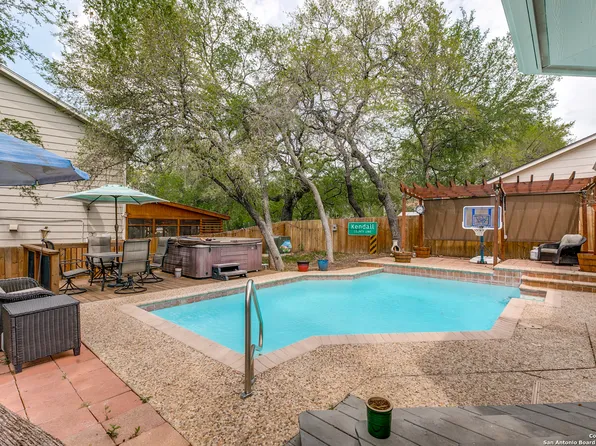 515 Cattle Ranch, San Antonio, TX 78245