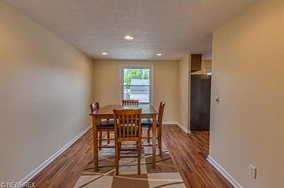 5th image of 7457 Essex Dr Unit M