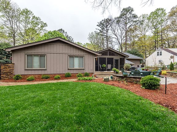 2nd image of 1831 Bobolink Ln