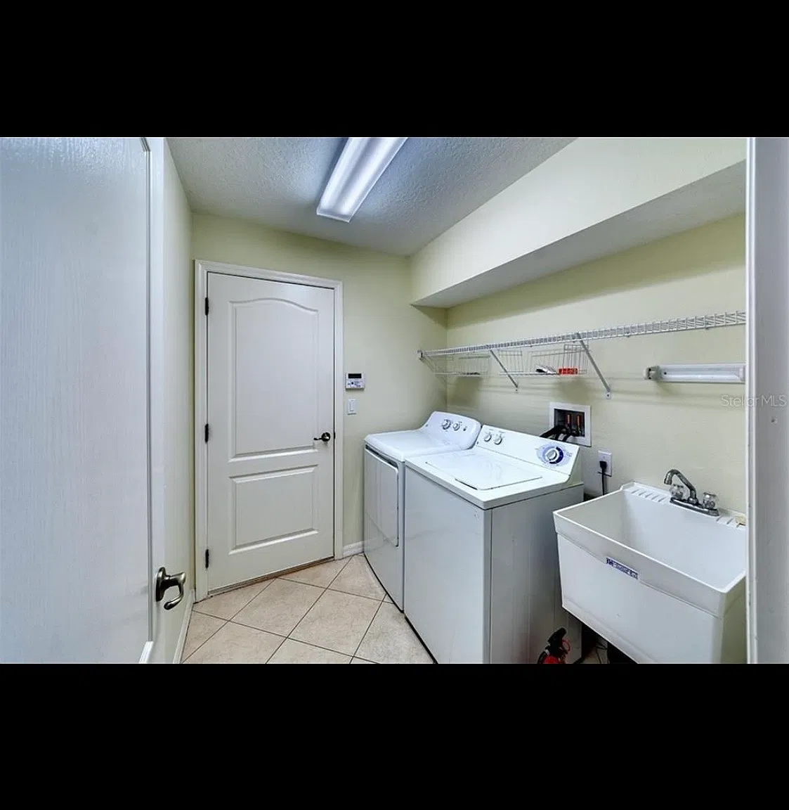 3 bed, 2000 sqft, $800 — Photo 3