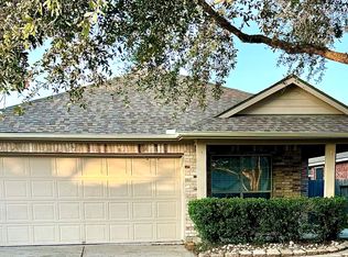 3012 Knightsbridge Ln, Dickinson, TX 77539