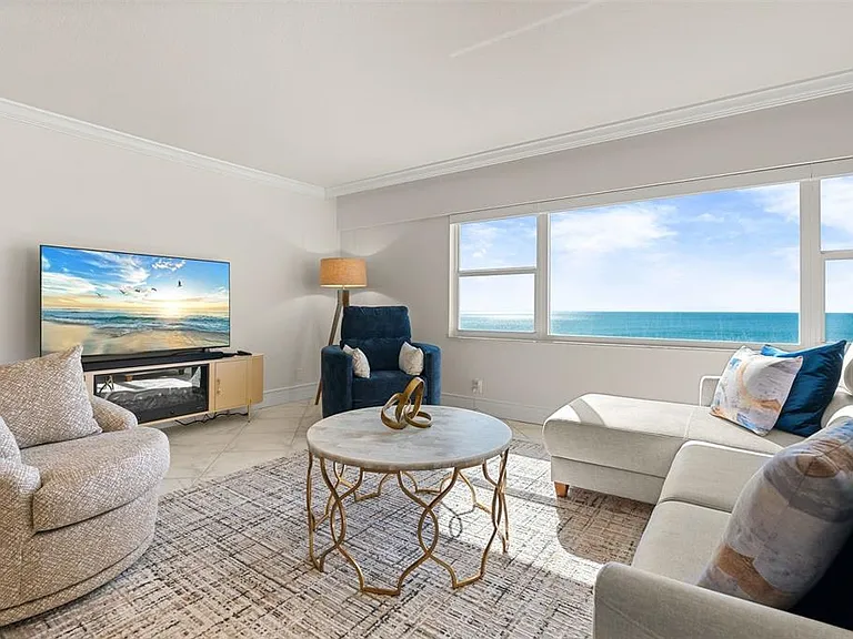 1750 Benjamin Franklin Dr #8D — Photo 13