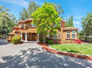 12189 Parker Ranch Rd, Saratoga, CA 95070