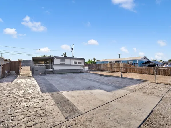 2225 Linn Ln, Las Vegas, NV 89156