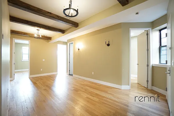 Rented by Rennit Inc. | media 1