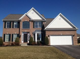 11 Haverton Ln, Buffalo, NY 14228