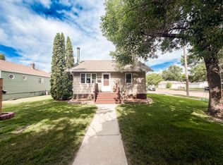 1105 Frank Ave SE, Huron, SD 57350