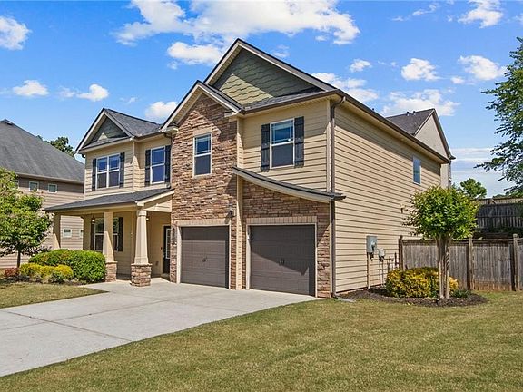 2nd image of 5230 Hidden Valley Ln