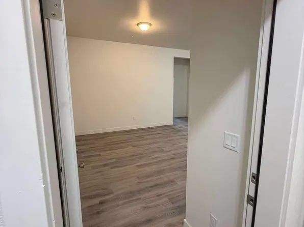 119 S Wasson St #104, Coos Bay, OR 97420