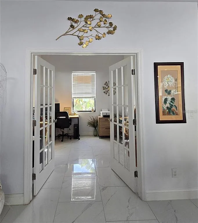 3 bed, 2.0 bath, 1887 sqft, $2,100 — Photo 3