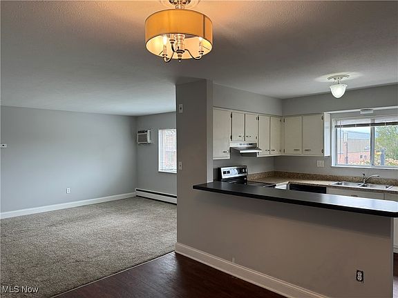 4th image of 5200 Royalton Rd Unit A-5