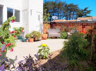 3137 Seacrest Ave APT 8, Marina, CA