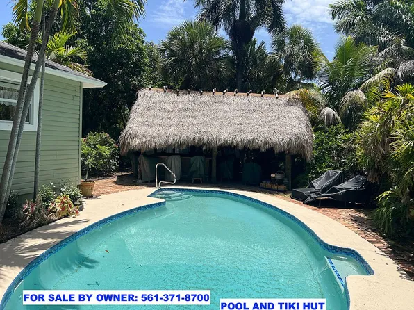 1424 S Palmway, Lake Worth, FL 33460