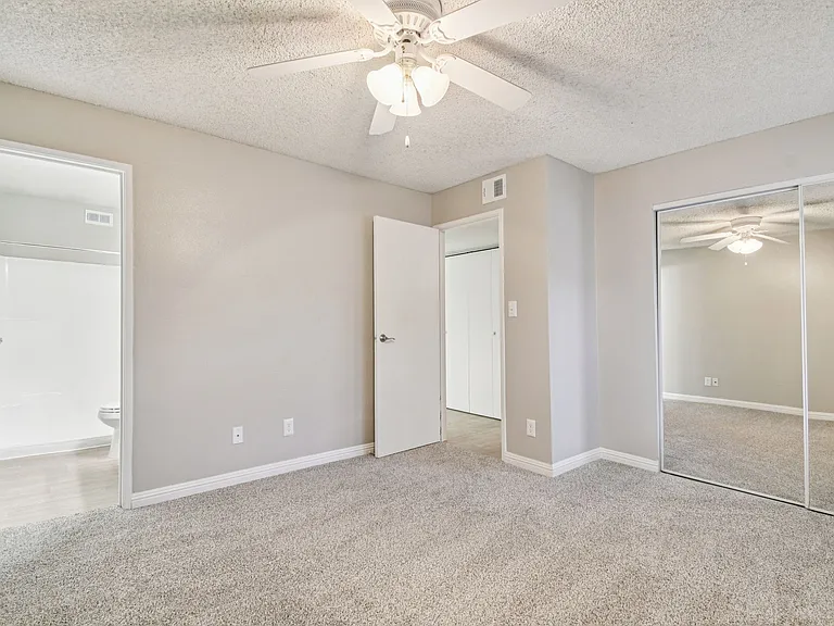 Granite Bay — Photo 12