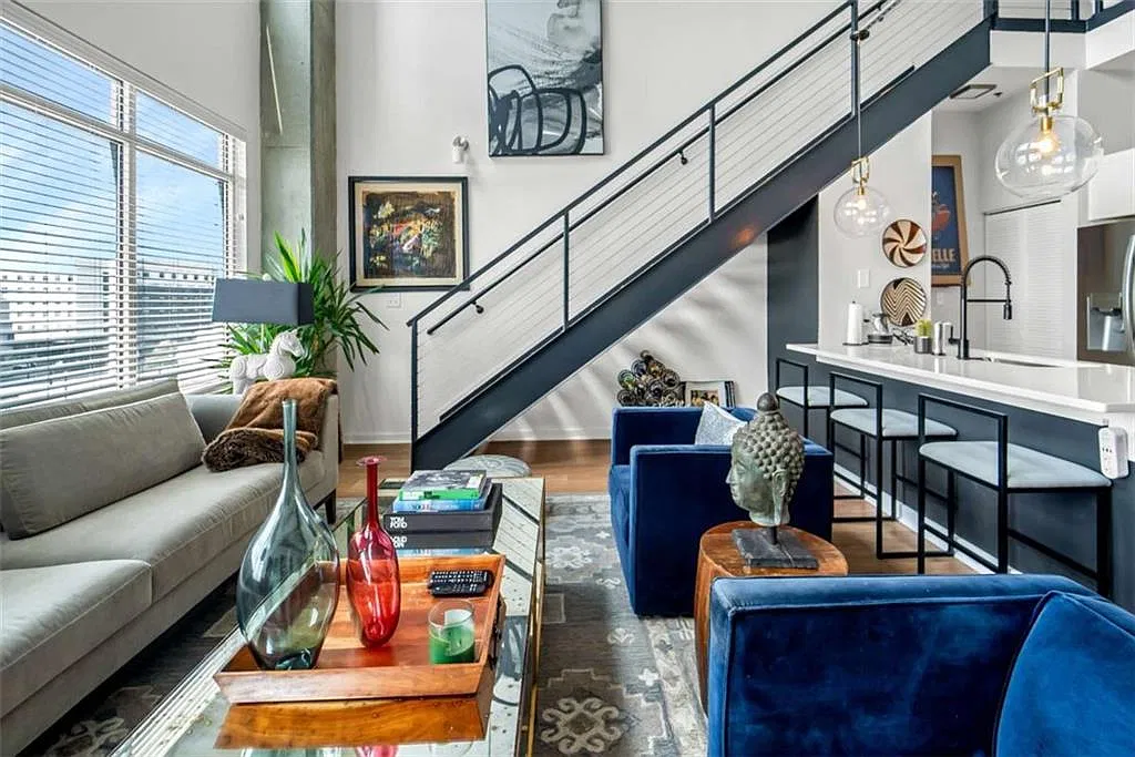 2 bed, 2.0 bath, 2088 sqft, $3,500 — Photo 1