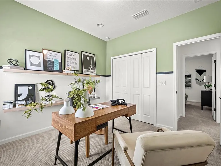 19 Goldcrest Way St — Photo 18