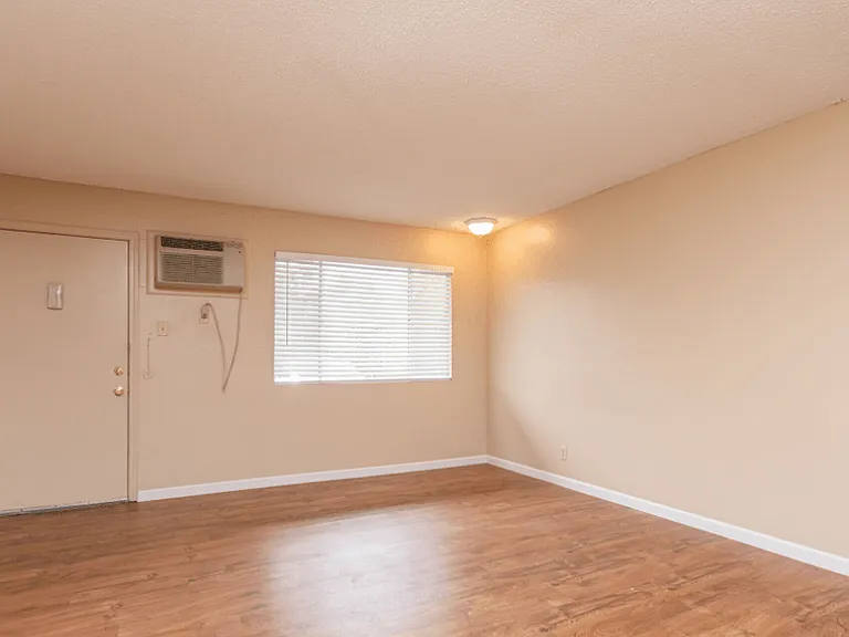 410 Heights | Interior