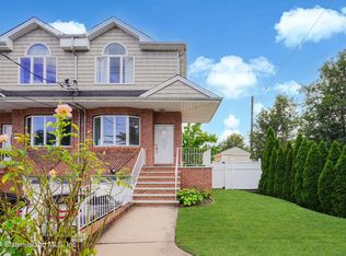 998 Arden Ave, Staten Island, NY 10312
