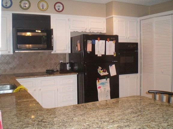 4th image of 3030 Southland Blvd