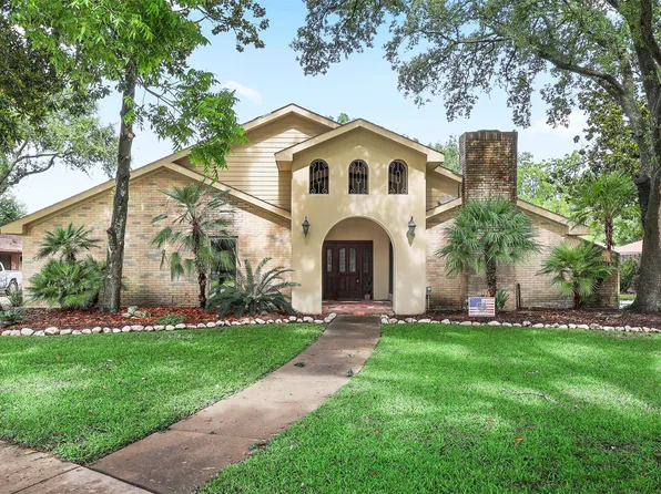 2620 Dow Cir, Deer Park, TX 77536