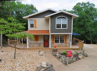 718 Kays Point Rd, Lake Ozark, MO 65049