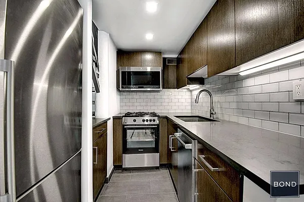 Rented by Bond New York | media 10