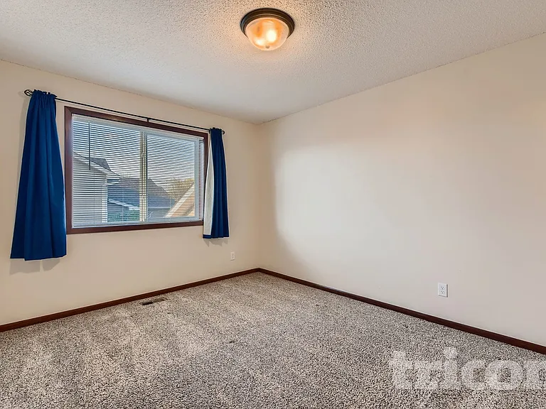 7535 Lannon Ave NE — Photo 6