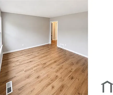 3 bed, 864 sqft, $1,930 — Photo 4