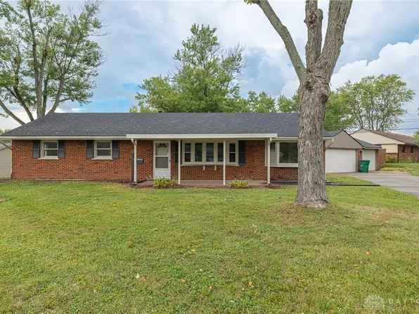 2841 Chinook Ln, Dayton, OH 45420