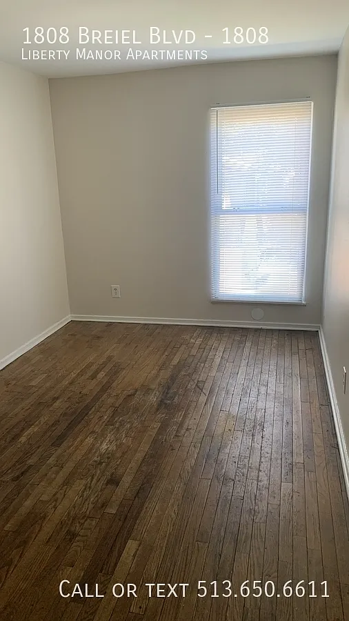 3 bed, 1.5 bath, 1207 sqft, $1,390 — Photo 2
