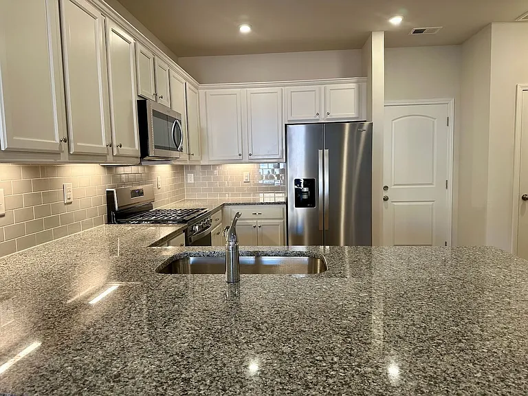 8012 Whitegrove Rd #8C — Photo 7