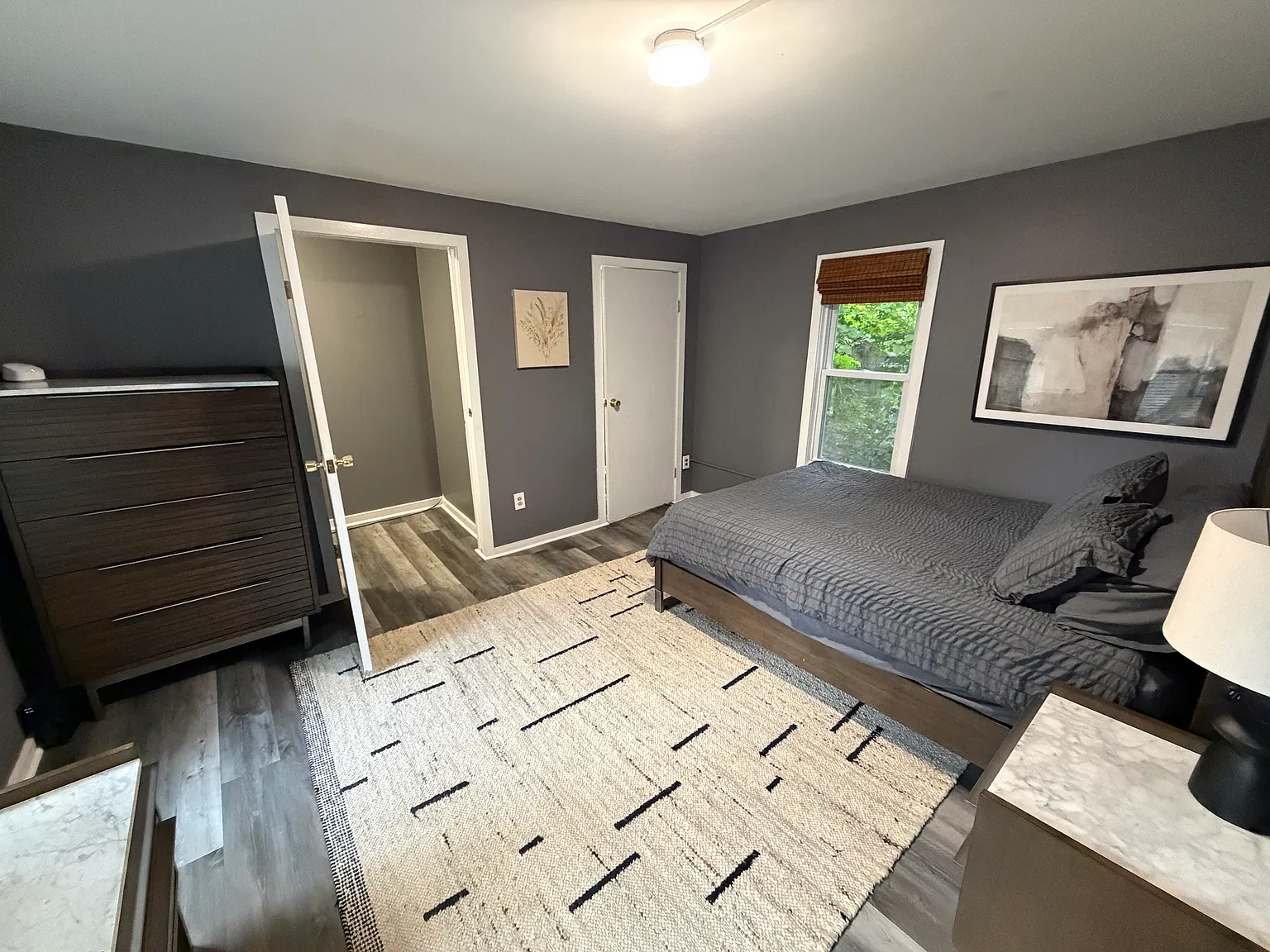 3 bed, 1.5 bath, $3,000 — Photo 1
