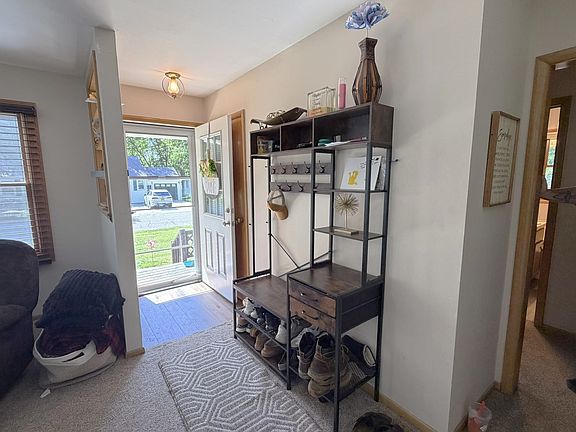 4th image of 214 N 15th St