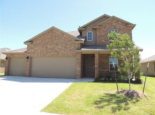 2416 Rosa Cir, Yukon, OK 73099