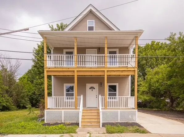 4562 Sackett Ave, Cleveland, OH 44109