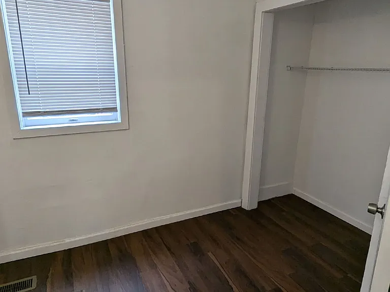 25 Jones St — Photo 4