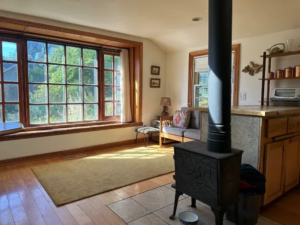 1985 Riverview St, Eugene, OR 97403