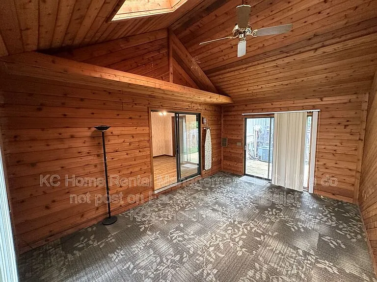 6251 Rene St — Photo 9